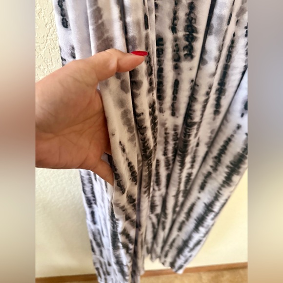 KOOLABURRA by UGG Modal Blend Stretch V neck Tie Die Tank Lounge Dress SZ XL - Picture 5 of 8